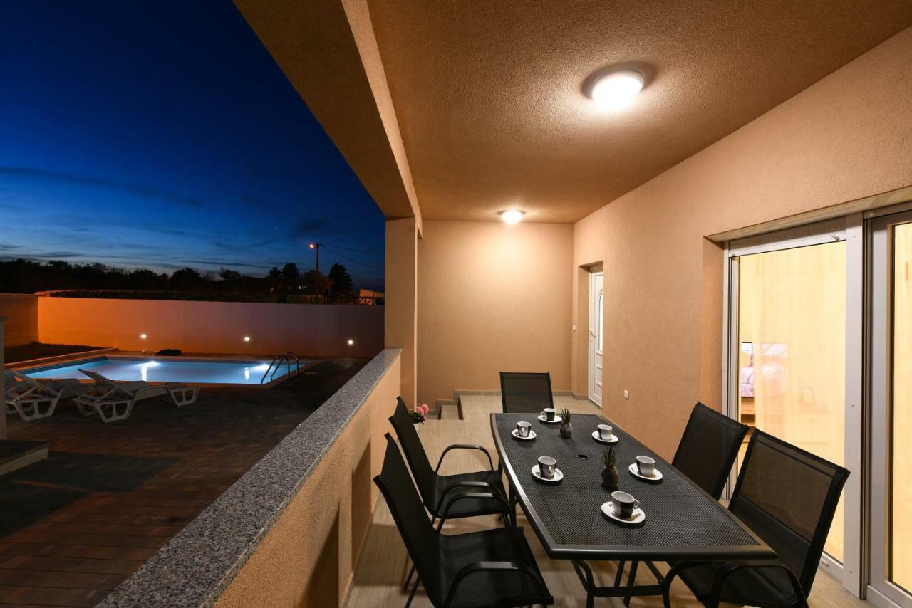 Holiday Home Luka Zadar Dış mekan fotoğraf