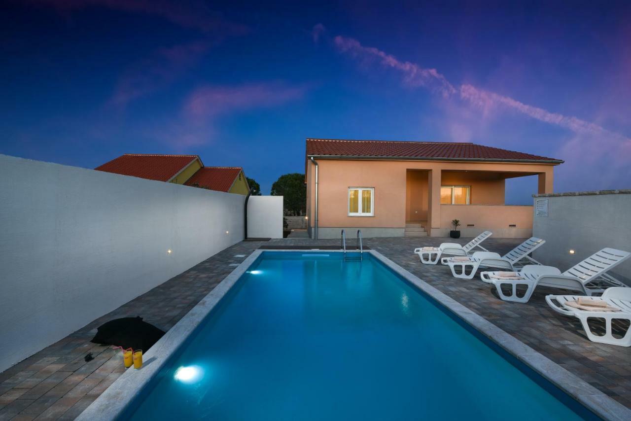 Holiday Home Luka Zadar Dış mekan fotoğraf